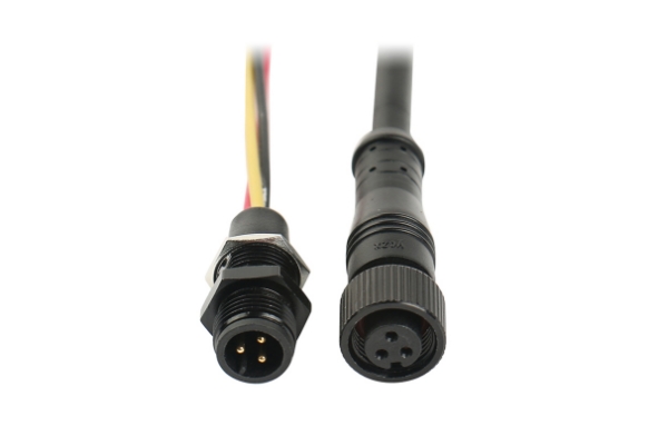 Industrial waterproof connectors