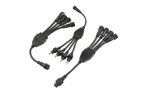 1to4 m12 3 pin connector.jpg
